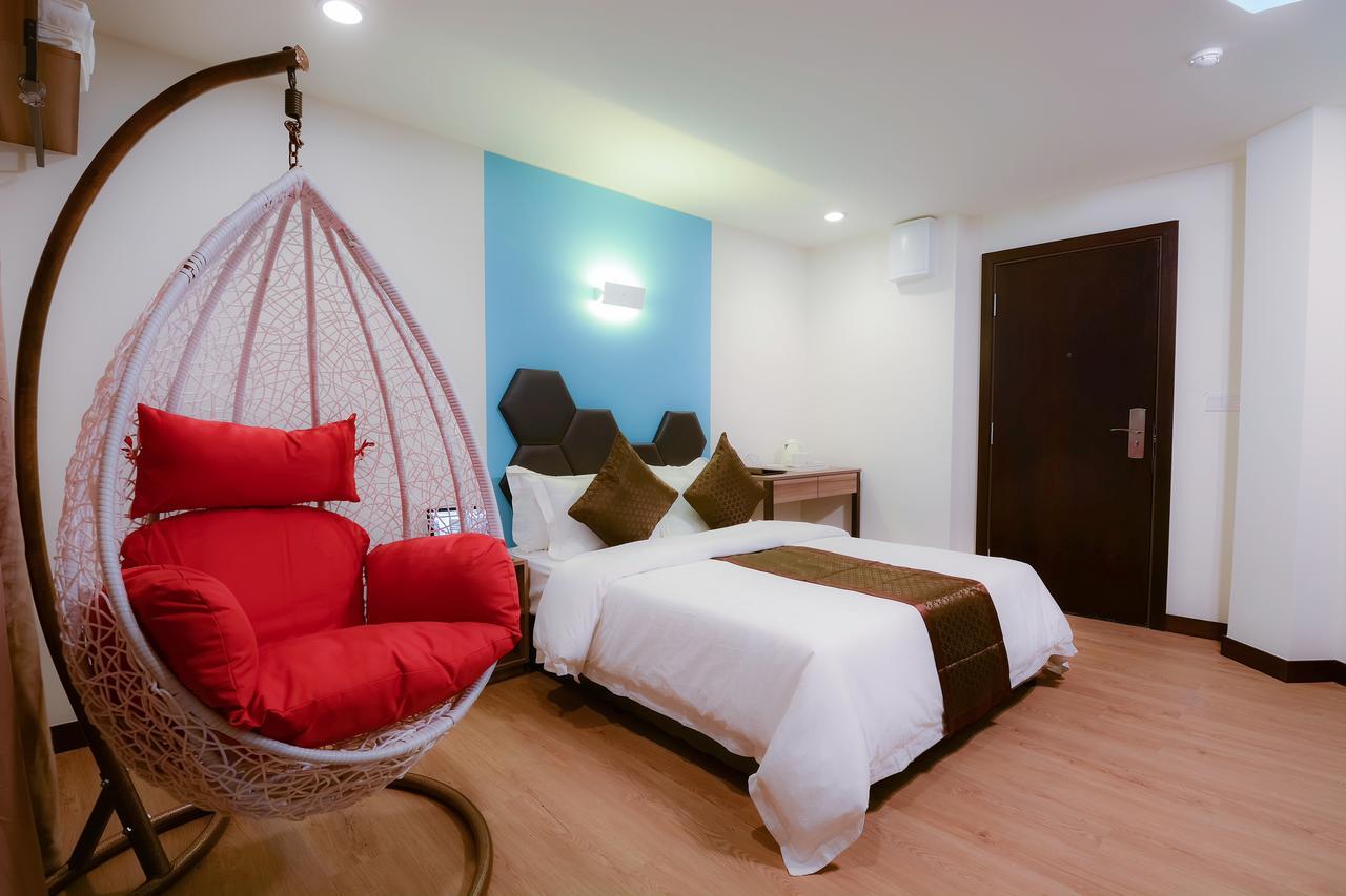 Memoire Hornbill Hotel Кучинг Экстерьер фото